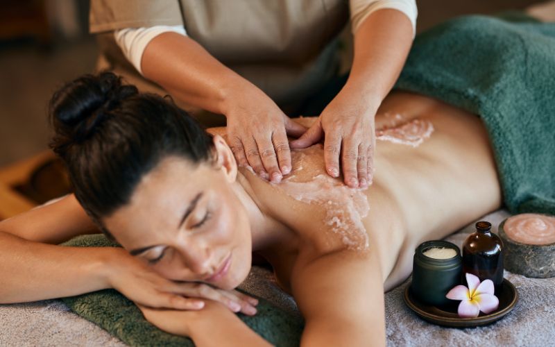 dưỡng ẩm cơ thể