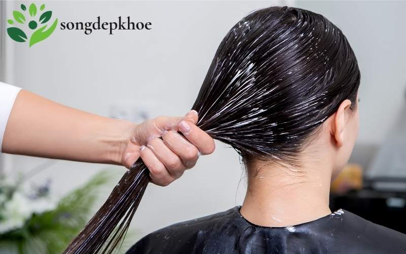 Mẹo dưỡng tóc tại nhà