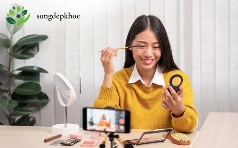 review thành phần mỹ phẩm